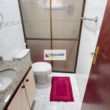Apartamento em Mongaguá, bairro Centro