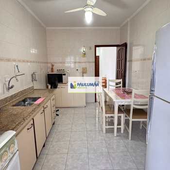 Apartamento em Mongaguá, bairro Centro