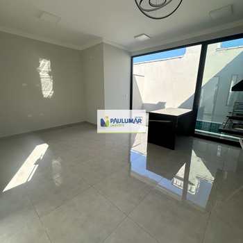 Casa em Mongaguá, bairro Jardim Praia Grande