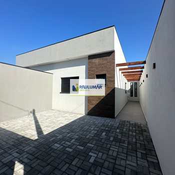 Casa em Mongaguá, bairro Jardim Praia Grande