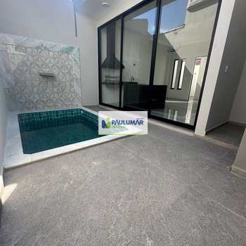 Casa em Mongaguá, bairro Jardim Praia Grande