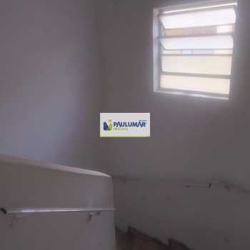 Apartamento em Mongaguá, bairro Centro