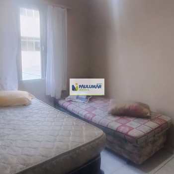 Apartamento em Mongaguá, bairro Centro