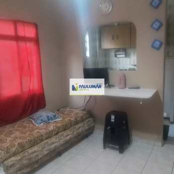 Apartamento em Mongaguá, bairro Centro