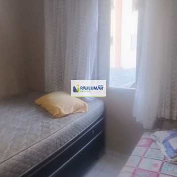 Apartamento em Mongaguá, bairro Centro