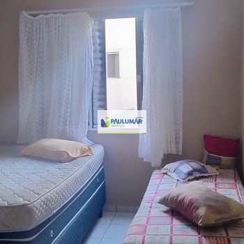 Apartamento em Mongaguá, bairro Centro