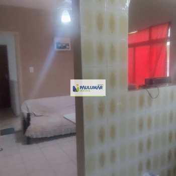 Apartamento em Mongaguá, bairro Centro