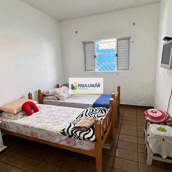 Casa em Mongaguá, bairro Jardim Praia Grande