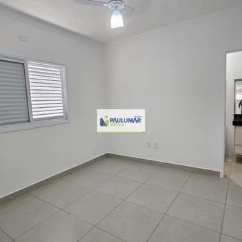 Casa em Praia Grande, bairro Caiçara