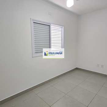 Casa em Praia Grande, bairro Caiçara
