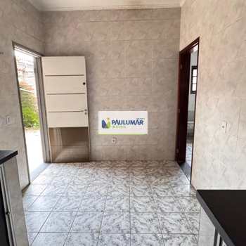 Casa em Mongaguá, bairro Jardim Marina