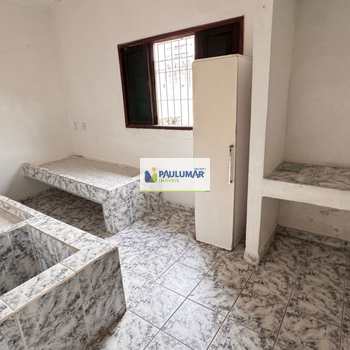 Casa em Mongaguá, bairro Jardim Marina