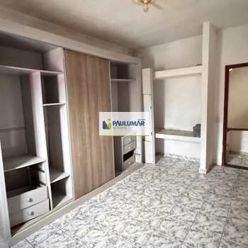 Casa em Mongaguá, bairro Jardim Marina
