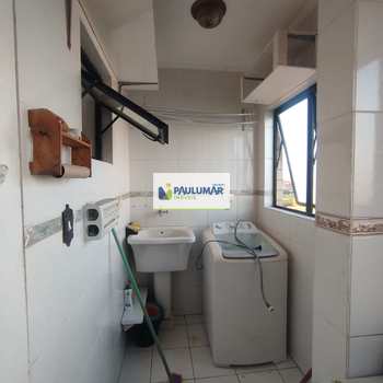 Apartamento em Mongaguá, bairro Jardim Praia Grande