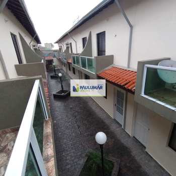 Sobrado de Condomínio em Mongaguá, bairro Centro