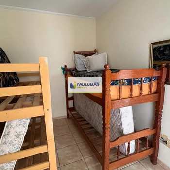 Apartamento em Praia Grande, bairro Solemar