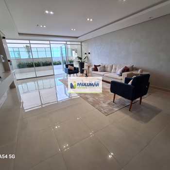 Apartamento em Mongaguá, bairro Centro