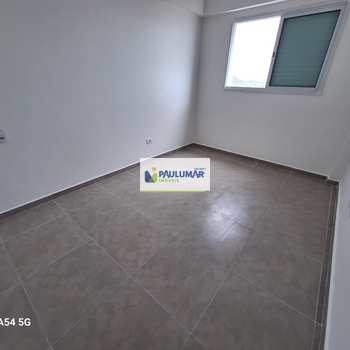 Apartamento em Mongaguá, bairro Centro