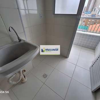 Apartamento em Mongaguá, bairro Centro
