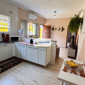 Casa em Mongaguá, bairro Agenor de Campos