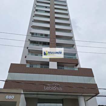 Apartamento em Mongaguá, bairro Centro