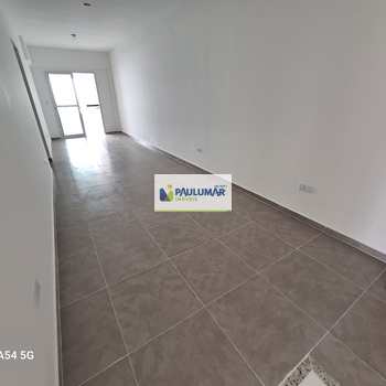 Apartamento em Mongaguá, bairro Centro