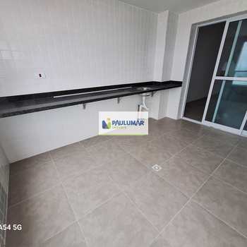 Apartamento em Mongaguá, bairro Centro