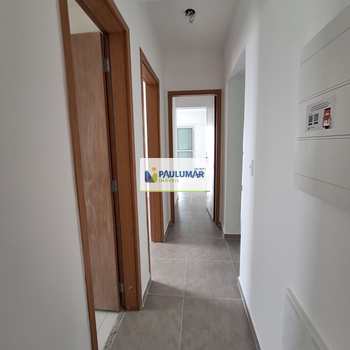 Apartamento em Mongaguá, bairro Centro