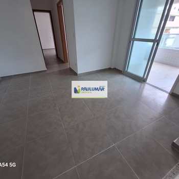 Apartamento em Mongaguá, bairro Centro