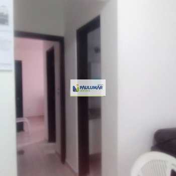 Apartamento em Mongaguá, bairro Jardim Marina