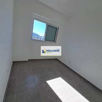 Apartamento em Mongaguá, bairro Centro