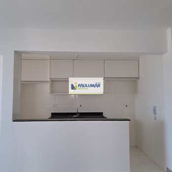 Apartamento em Mongaguá, bairro Centro