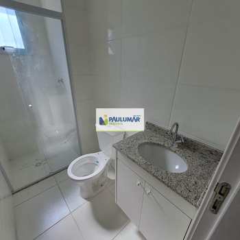 Apartamento em Mongaguá, bairro Centro