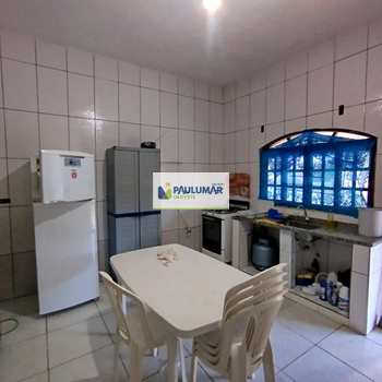 Casa em Praia Grande, bairro Jd. Solemar II