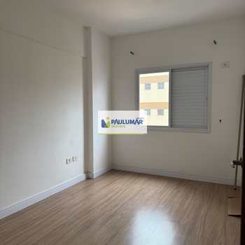 Apartamento em Praia Grande, bairro Tupi