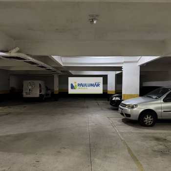 Apartamento em Praia Grande, bairro Tupi