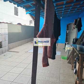 Casa em Mongaguá, bairro Balneário Jussara