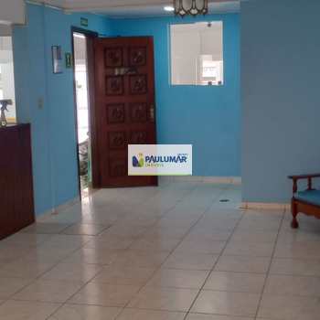 Apartamento em Mongaguá, bairro Centro