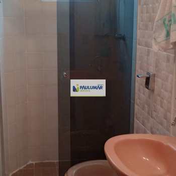 Apartamento em Mongaguá, bairro Centro