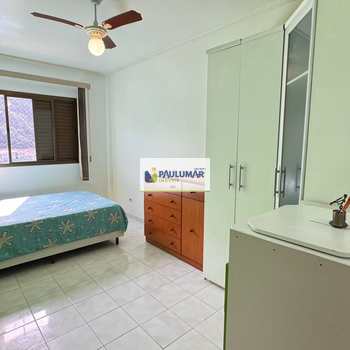 Apartamento em Mongaguá, bairro Centro