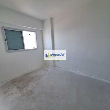Apartamento em Mongaguá, bairro Centro
