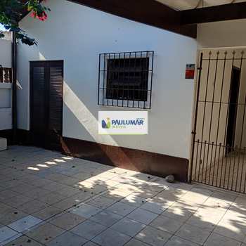 Casa em Mongaguá, bairro Jardim Itapoan