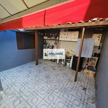 Casa em Mongaguá, bairro Bairro Jardim Praia Grande