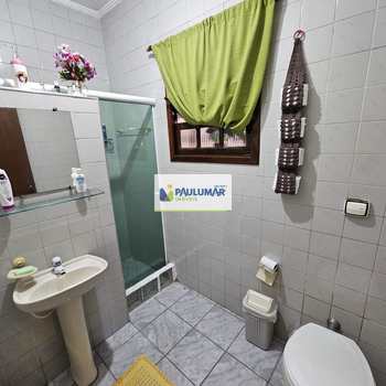 Casa em Mongaguá, bairro Bairro Jardim Praia Grande