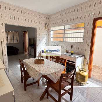 Casa em Mongaguá, bairro Vila São Paulo
