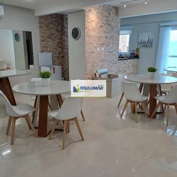 Apartamento em Mongaguá, bairro Centro