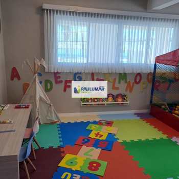 Apartamento em Mongaguá, bairro Centro