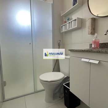 Apartamento em Mongaguá, bairro Centro