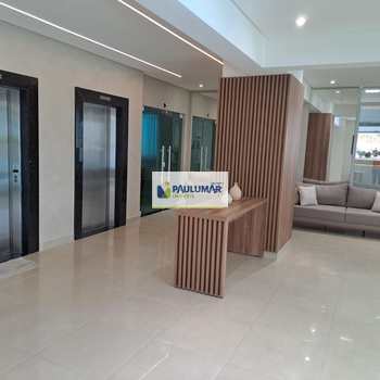 Apartamento em Mongaguá, bairro Centro