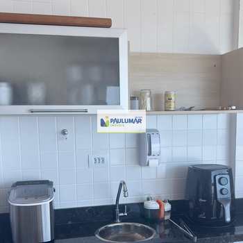 Apartamento em Mongaguá, bairro Centro